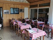 Arrière-pays grassois, route  Napoléon: Hôtel/Bar/Restaurant, licence 4.